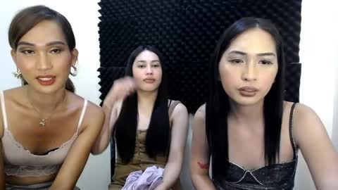 Snapshot of liliana_parker chatting on 04/23/26, 04:57 liliana_parker online show from 04/23/26, 04:57