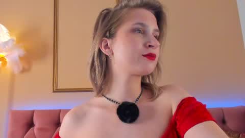 Lilian  online show from 06/25/26, 01:38