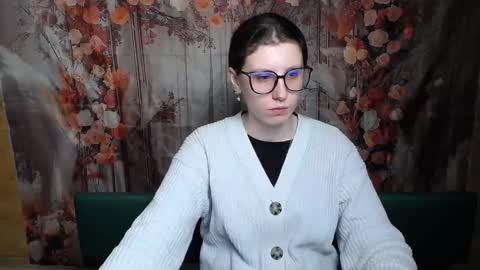 Snapshot of lilianashine chatting on 02/17/26, 06:10 lilianashine online show from 02/17/26, 06:10