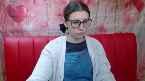 Snapshot of lilianashine chatting on 02/21/26, 06:36 lilianashine online show from 02/21/26, 06:36