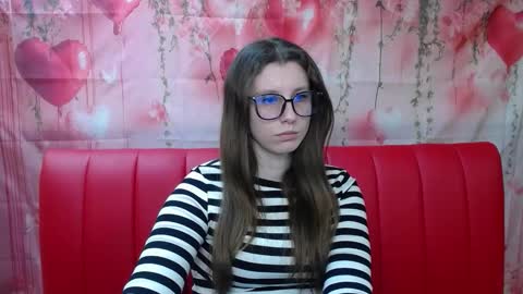 Snapshot of lilianashine chatting on 03/18/26, 02:20 lilianashine online show from 03/18/26, 02:20