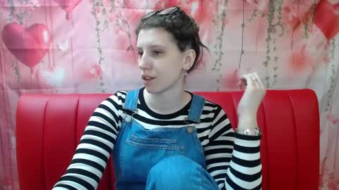 Snapshot of lilianashine chatting on 04/07/26, 05:08 lilianashine online show from 04/07/26, 05:08