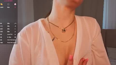 Hi I am Luna online show from 07/28/26, 01:12