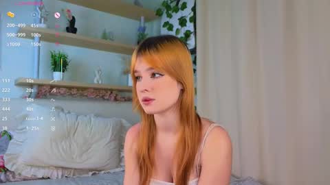 Snapshot of lilianbierly chatting on 11/23/25, 01:05 Greetings from the Luna3 I wish you the best mood for an interesting day online show from 11/23/25, 01:05