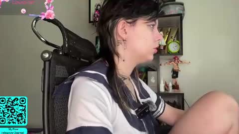 Lilian online show from 06/14/26, 06:59