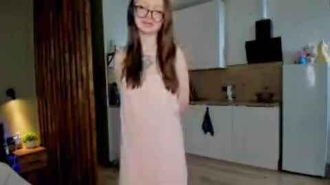 Snapshot of liliangaye chatting on 06/01/26, 10:06 liliangaye online show from 06/01/26, 10:06