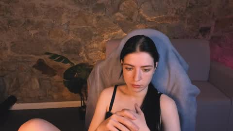 liliaroze online show from 06/05/26, 04:08