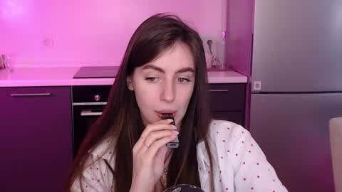Lilu online show from 06/16/26, 03:42