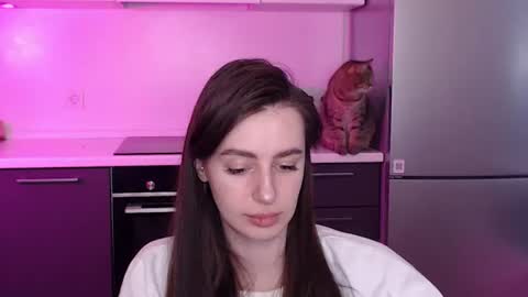 Lilu online show from 06/18/26, 01:17