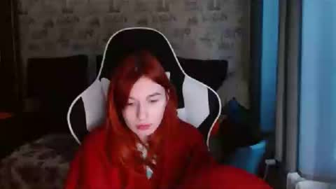 liliawoolf online show from 02/14/25, 09:45