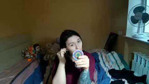 liliawoolf online show from 10/17/25, 05:32