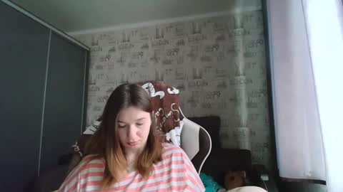 liliawoolf online show from 06/10/26, 06:01