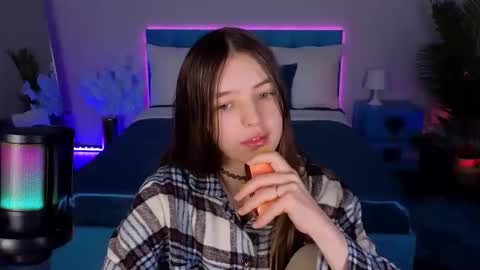 Lili Bakery online show from 11/29/25, 02:47