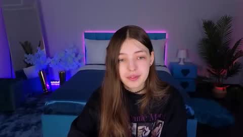 Lili Bakery online show from 12/15/25, 02:05