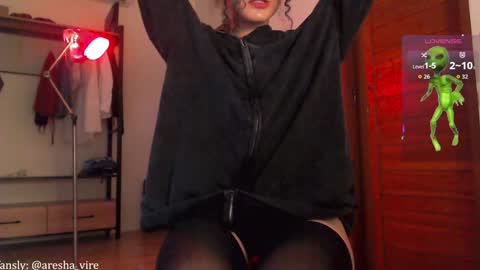 Lilica  online show from 10/02/25, 03:24