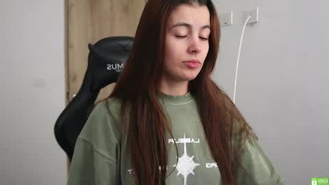 Lili Carter online show from 12/16/24, 01:43