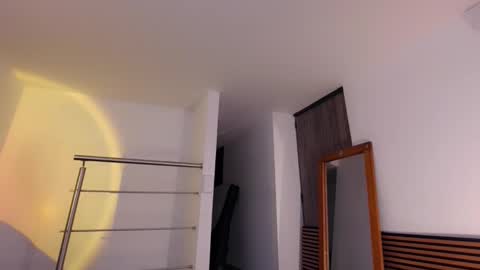 Lili online show from 10/29/25, 09:49