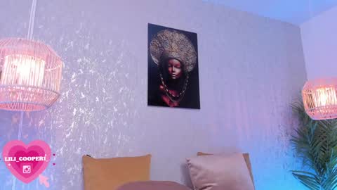 Snapshot of lilicooper_ chatting on 01/24/25, 11:45 Lili Cooper online show from 01/24/25, 11:45