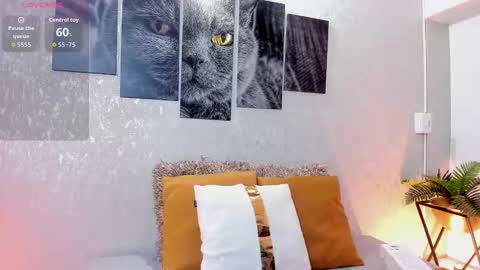 Lili Cooper online show from 09/29/25, 04:17