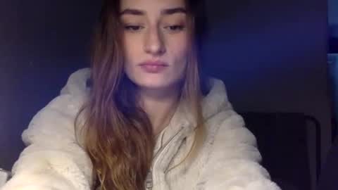 Snapshot of lilie303 chatting on 02/03/26, 08:47 Millie online show from 02/03/26, 08:47
