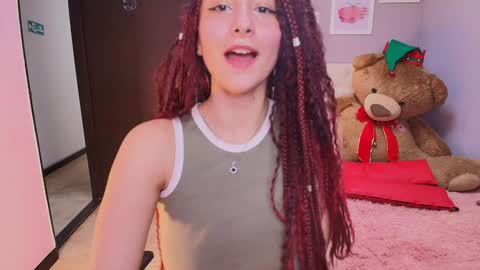 lili online show from 12/18/24, 11:40