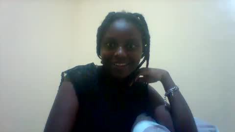 Snapshot of liligal chatting on 05/18/26, 04:18 liligal online show from 05/18/26, 04:18