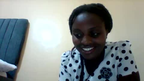 Snapshot of liligal chatting on 05/26/26, 06:59 liligal online show from 05/26/26, 06:59