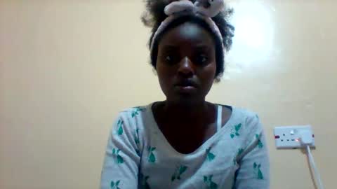 Snapshot of liligal chatting on 06/02/26, 07:16 liligal online show from 06/02/26, 07:16