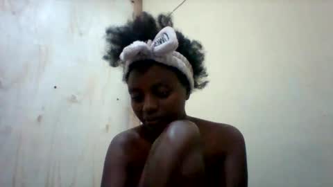 Snapshot of liligal chatting on 06/04/26, 04:51 liligal online show from 06/04/26, 04:51