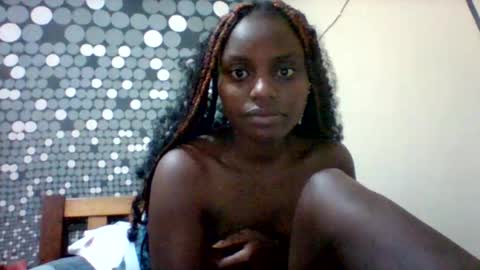 Snapshot of liligal chatting on 06/11/26, 06:11 liligal online show from 06/11/26, 06:11