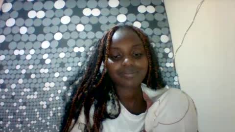 Snapshot of liligal chatting on 06/11/26, 07:34 liligal online show from 06/11/26, 07:34