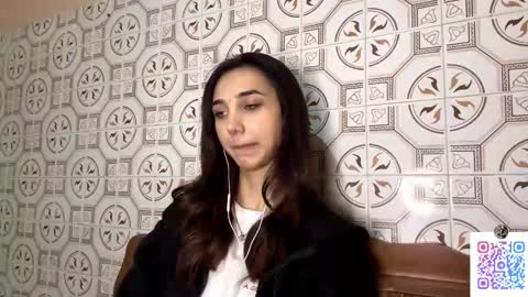 Snapshot of lilihalvorsen chatting on 11/10/25, 11:26 Lina online show from 11/10/25, 11:26