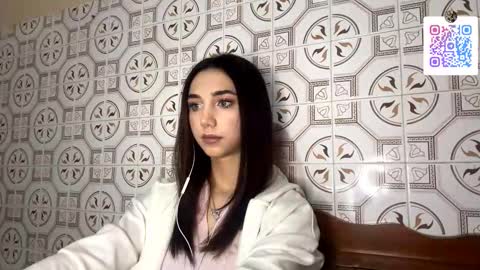 Snapshot of lilihalvorsen chatting on 11/23/25, 10:09 Lina online show from 11/23/25, 10:09