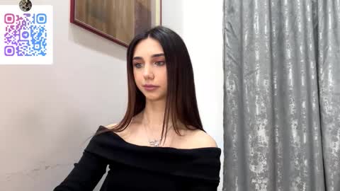 Lina online show from 01/18/26, 12:25