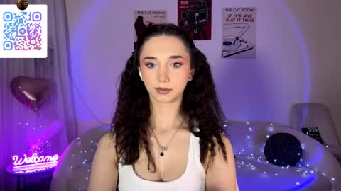 Lina online show from 06/08/26, 10:32