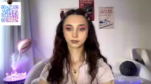 Lina online show from 06/11/26, 02:53
