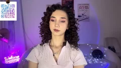 Lina online show from 06/14/26, 10:34