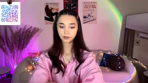 Lina online show from 07/24/26, 10:41