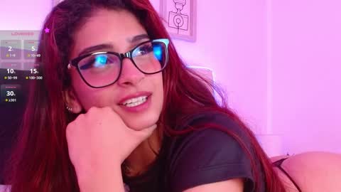 Lilith Savett online show from 02/05/25, 06:26
