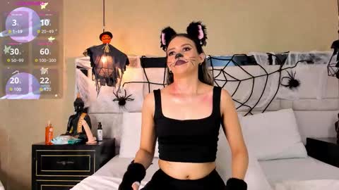 LilyJensen online show from 10/21/25, 06:41