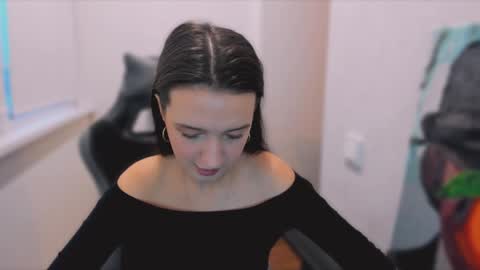             ...  online show from 01/15/25, 12:47