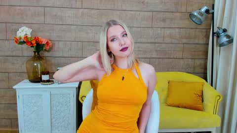 LiliLinn online show from 12/07/24, 12:24