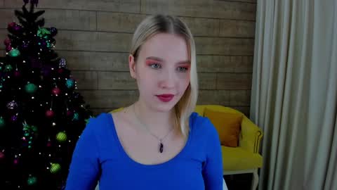LiliLinn online show from 12/13/24, 06:31