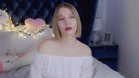 LiliLinn online show from 03/08/25, 02:30