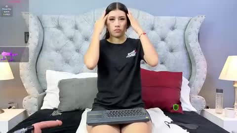 Lilia online show from 11/10/25, 12:04