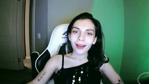 lilirose online show from 12/25/24, 07:24