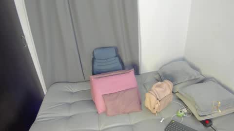 lilirouse online show from 09/13/25, 09:09