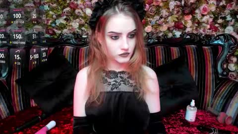 Snapshot of lilit_el_ chatting on 10/19/25, 10:54 lilit_el_ online show from 10/19/25, 10:54