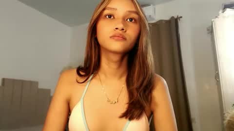 Chloe online show from 12/16/25, 01:10