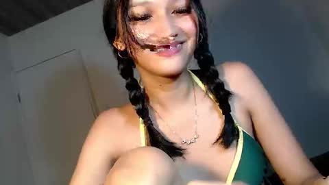 Chloe online show from 02/11/26, 01:05